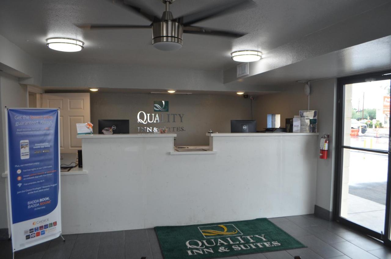 Quality Inn & Suites Near Downtown Mesa Eksteriør bilde