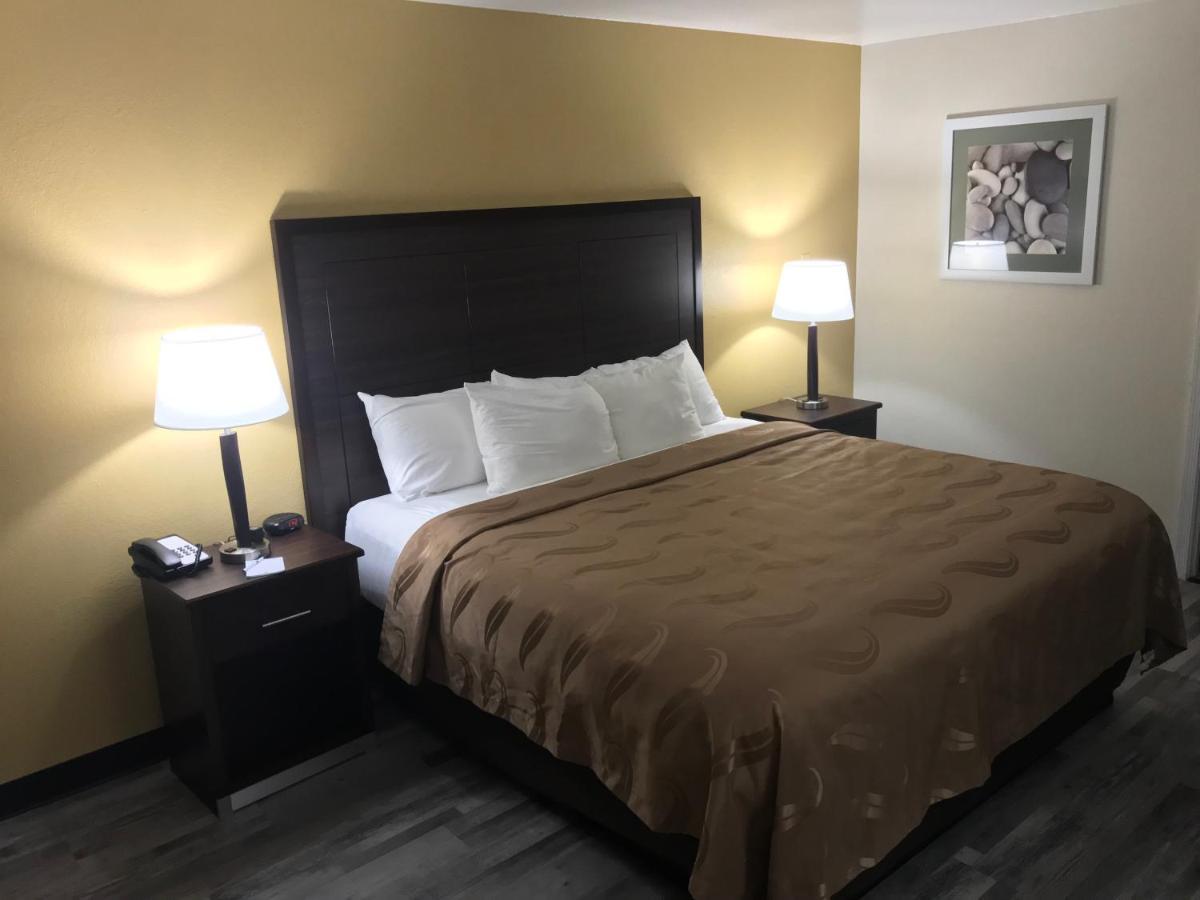 Quality Inn & Suites Near Downtown Mesa Eksteriør bilde