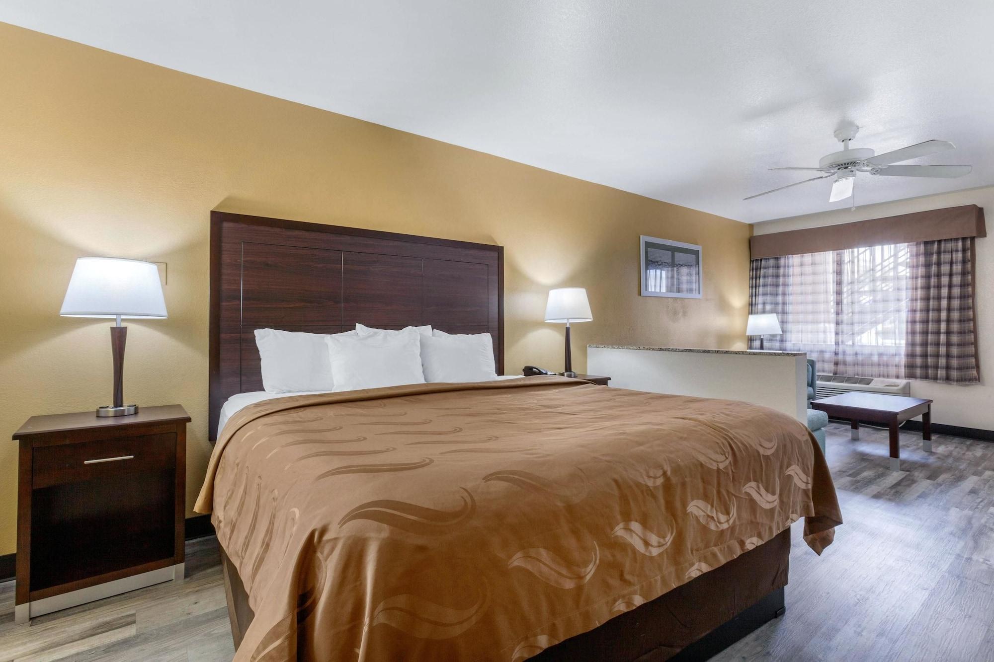 Quality Inn & Suites Near Downtown Mesa Eksteriør bilde