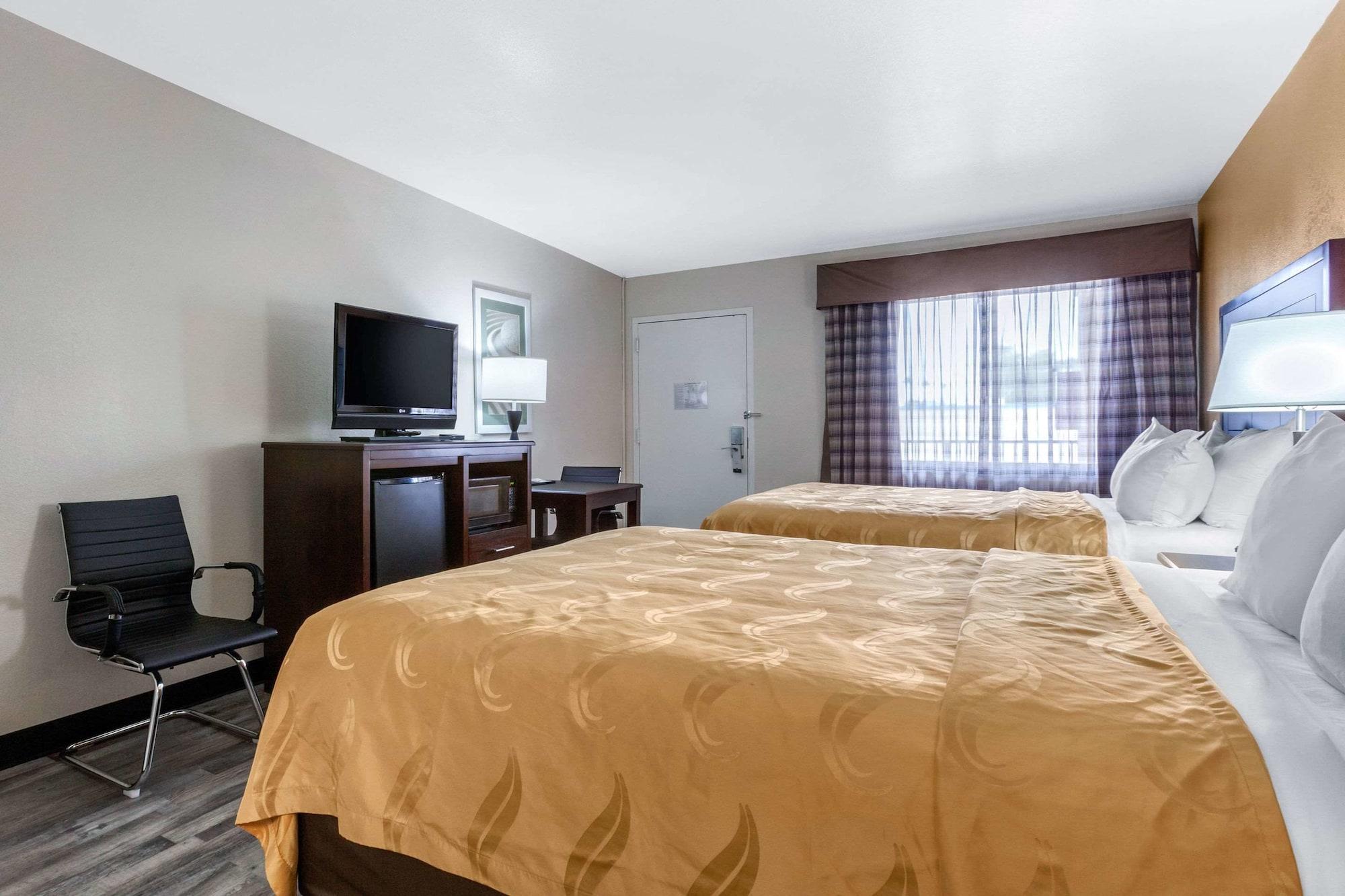 Quality Inn & Suites Near Downtown Mesa Eksteriør bilde