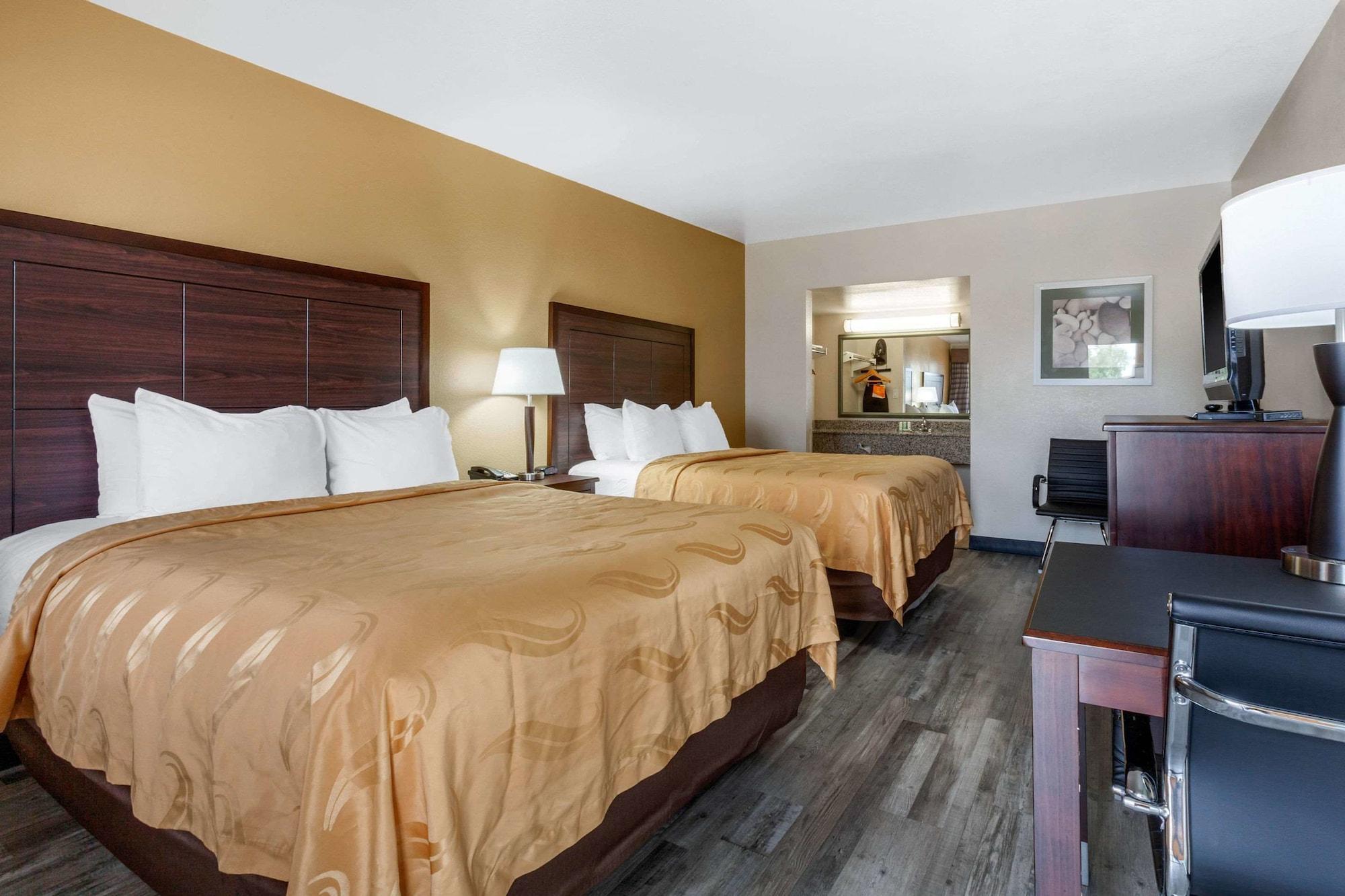 Quality Inn & Suites Near Downtown Mesa Eksteriør bilde