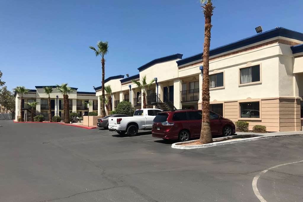 Quality Inn & Suites Near Downtown Mesa Eksteriør bilde