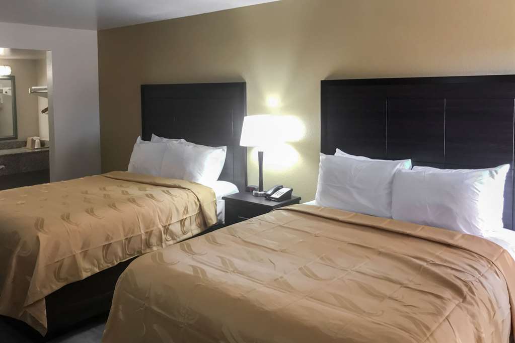 Quality Inn & Suites Near Downtown Mesa Rom bilde